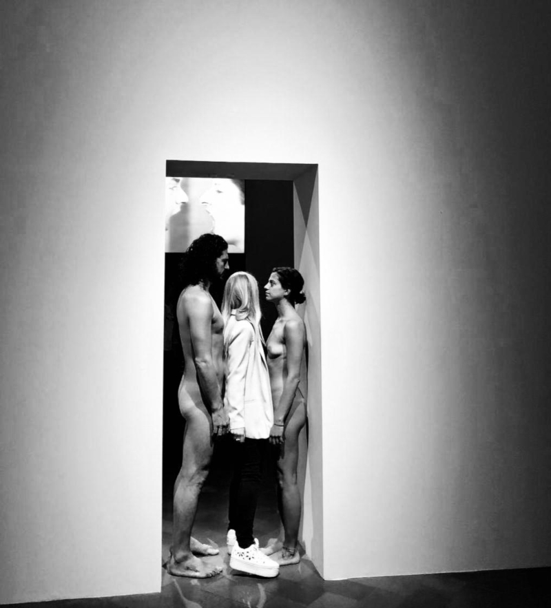 Marina Abramovic Imponderabilia